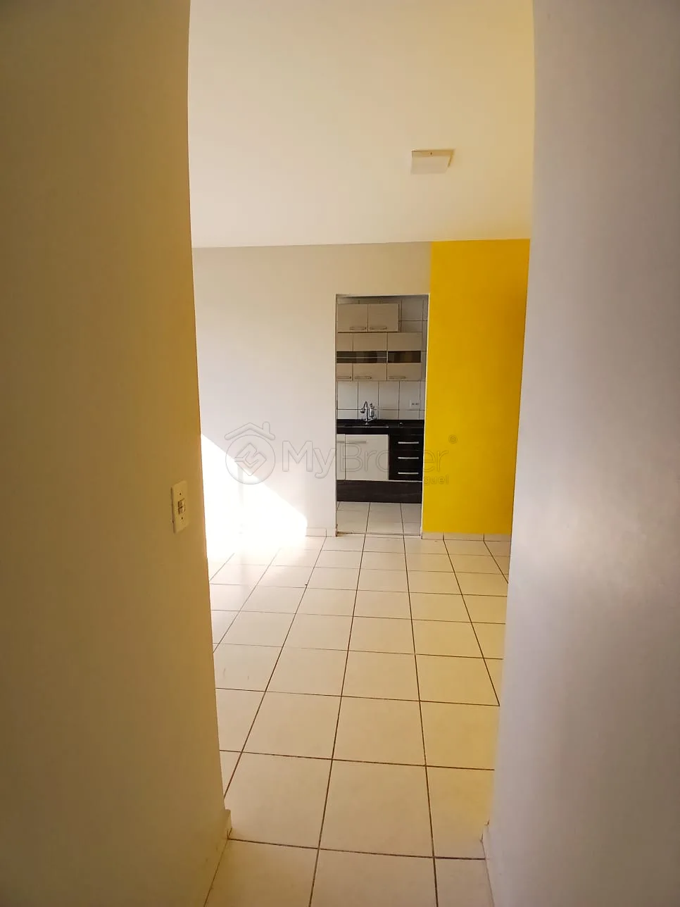 Alugar Apartamento / Padr&atilde;o em Goi&acirc;nia R$ 1.650,00 - Foto 2