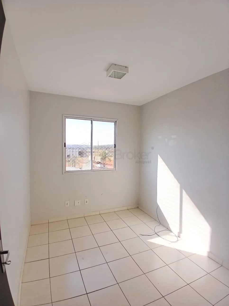 Alugar Apartamento / Padr&atilde;o em Goi&acirc;nia R$ 1.650,00 - Foto 7