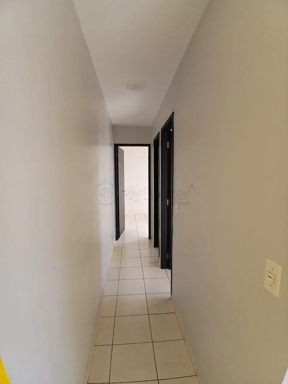 Alugar Apartamento / Padr&atilde;o em Goi&acirc;nia R$ 1.650,00 - Foto 6