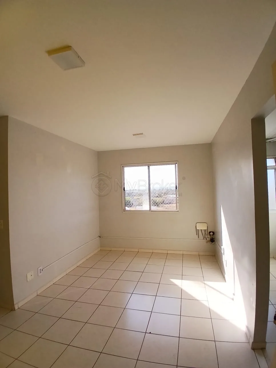 Alugar Apartamento / Padr&atilde;o em Goi&acirc;nia R$ 1.650,00 - Foto 4