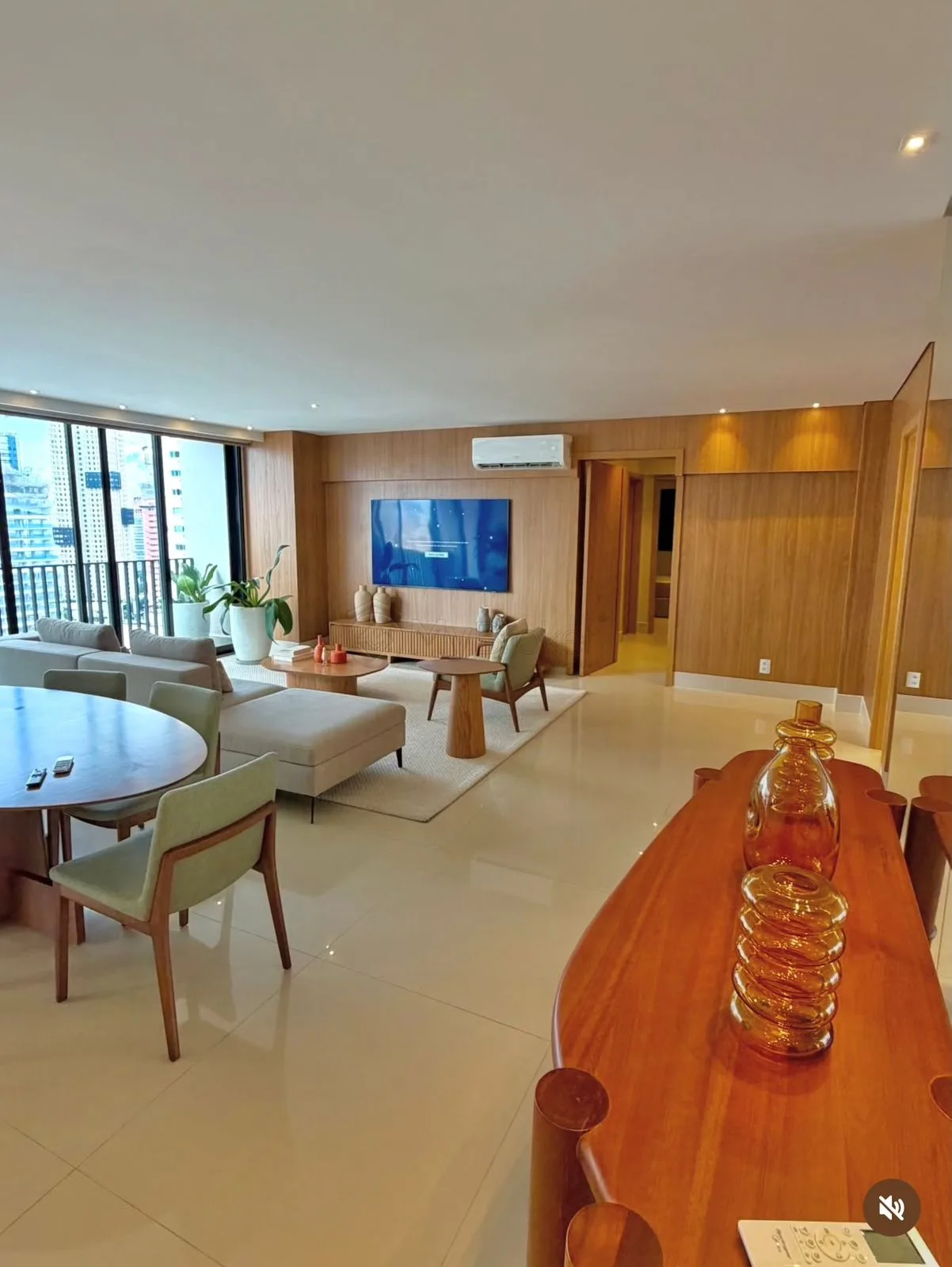 Alugar Apartamento / Padr&atilde;o em Goi&acirc;nia R$ 15.900,00 - Foto 1