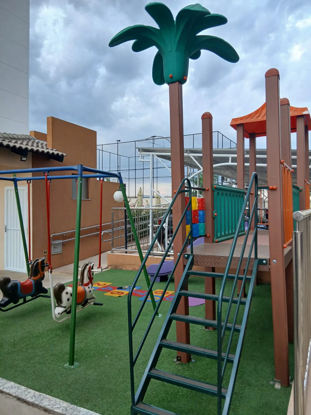 Alugar Apartamento / Padr&atilde;o em Goi&acirc;nia R$ 2.200,00 - Foto 17