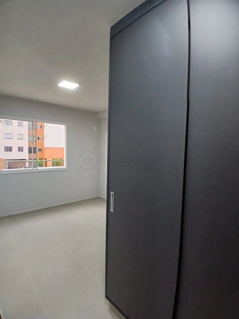 Alugar Apartamento / Padr&atilde;o em Goi&acirc;nia R$ 2.200,00 - Foto 8