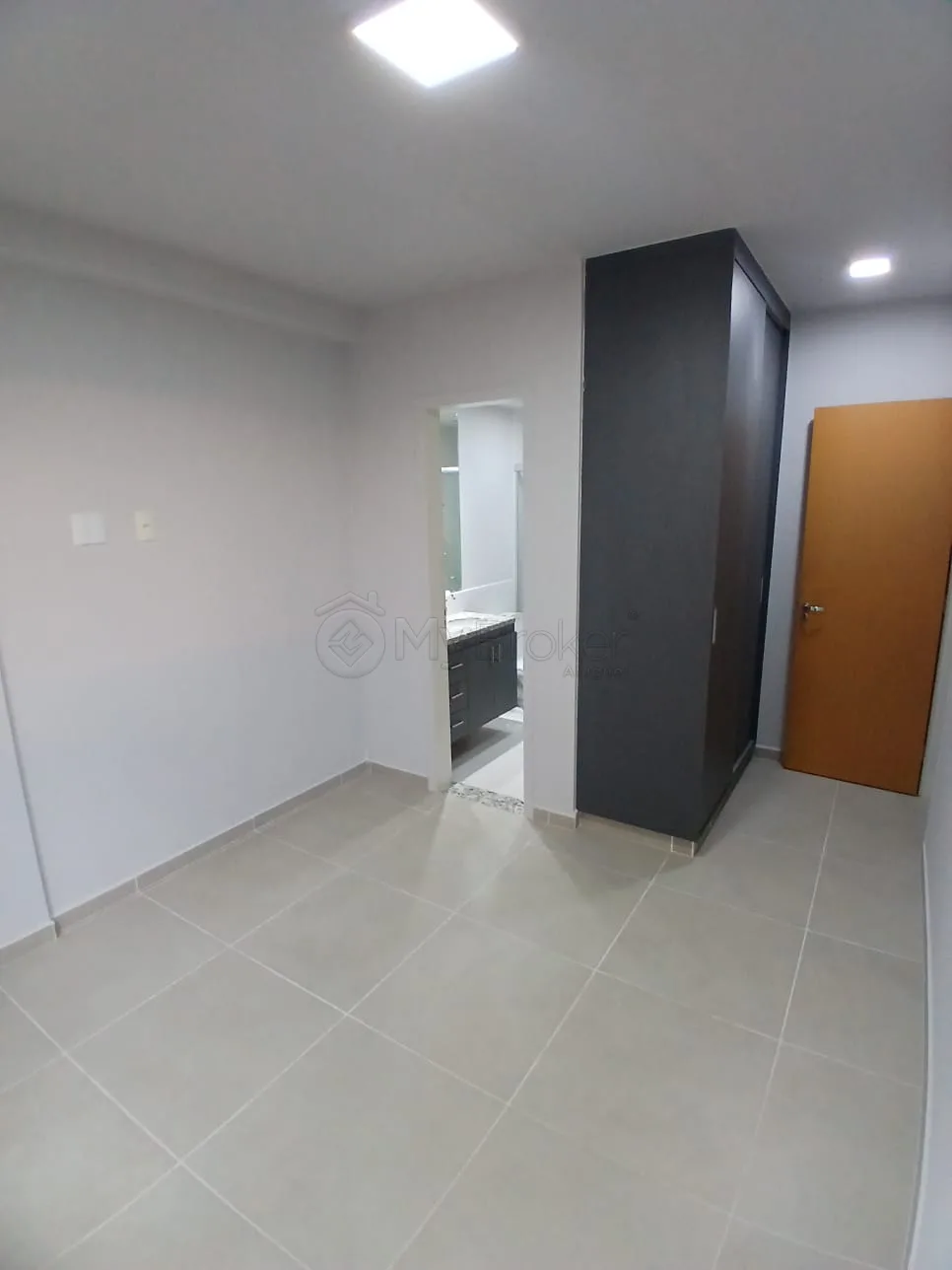 Alugar Apartamento / Padr&atilde;o em Goi&acirc;nia R$ 2.200,00 - Foto 9