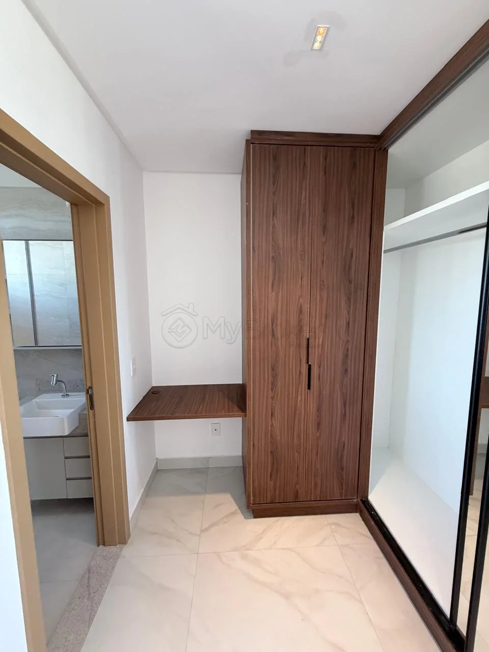 Alugar Apartamento / Padr&atilde;o em Goi&acirc;nia R$ 4.200,00 - Foto 12