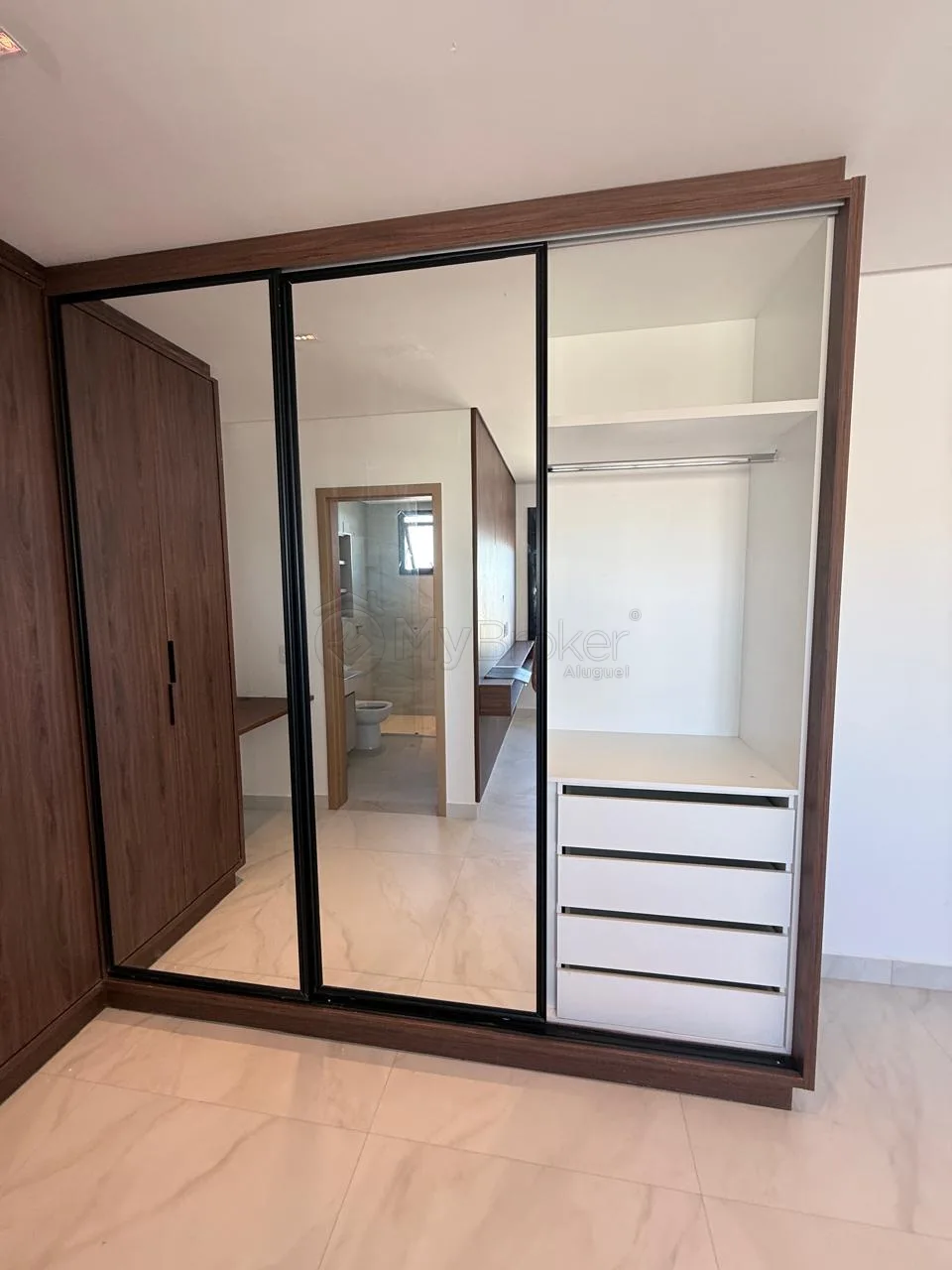 Alugar Apartamento / Padr&atilde;o em Goi&acirc;nia R$ 4.200,00 - Foto 10