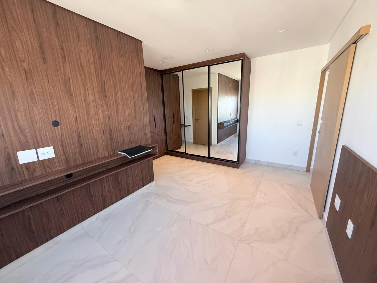 Alugar Apartamento / Padr&atilde;o em Goi&acirc;nia R$ 4.200,00 - Foto 13