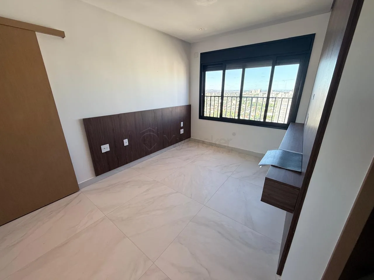 Alugar Apartamento / Padr&atilde;o em Goi&acirc;nia R$ 4.200,00 - Foto 14