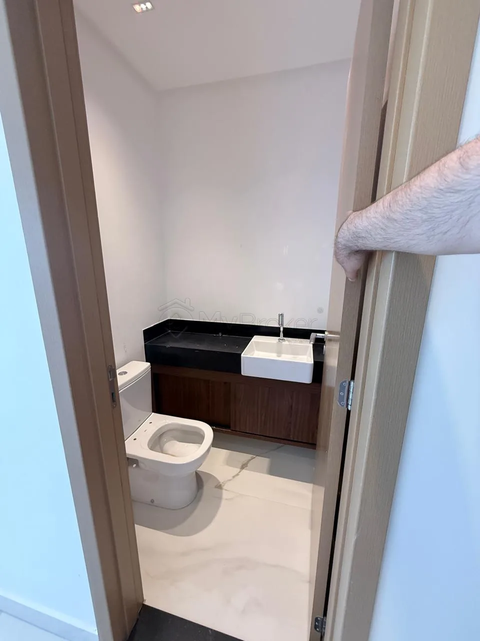 Alugar Apartamento / Padr&atilde;o em Goi&acirc;nia R$ 4.200,00 - Foto 22