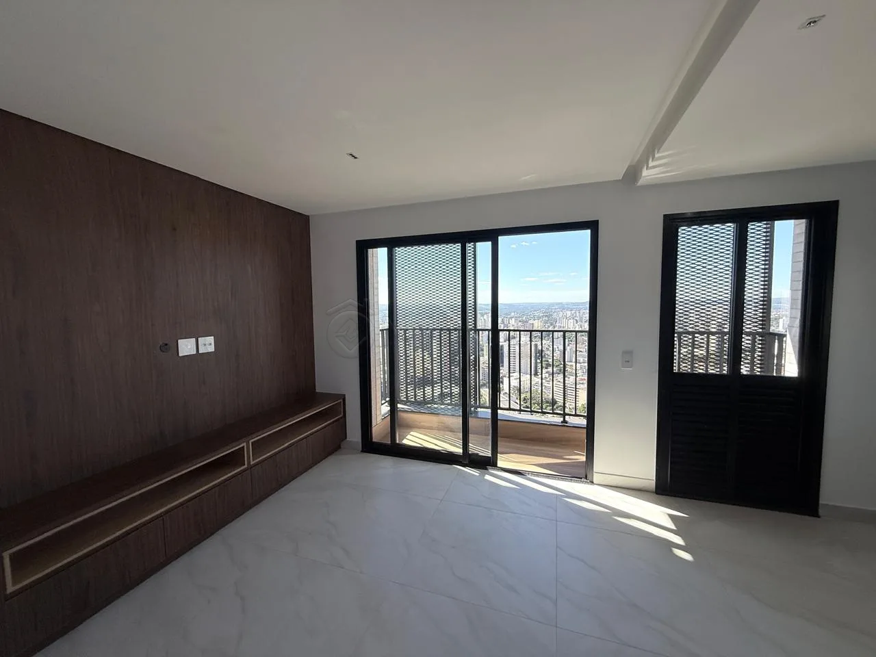 Alugar Apartamento / Padr&atilde;o em Goi&acirc;nia R$ 4.200,00 - Foto 5