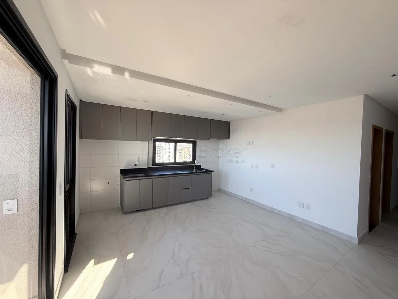 Alugar Apartamento / Padr&atilde;o em Goi&acirc;nia R$ 4.200,00 - Foto 3