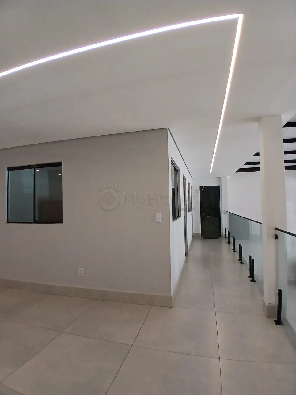 Alugar Comercial / Sala em Goi&acirc;nia R$ 40.000,00 - Foto 9