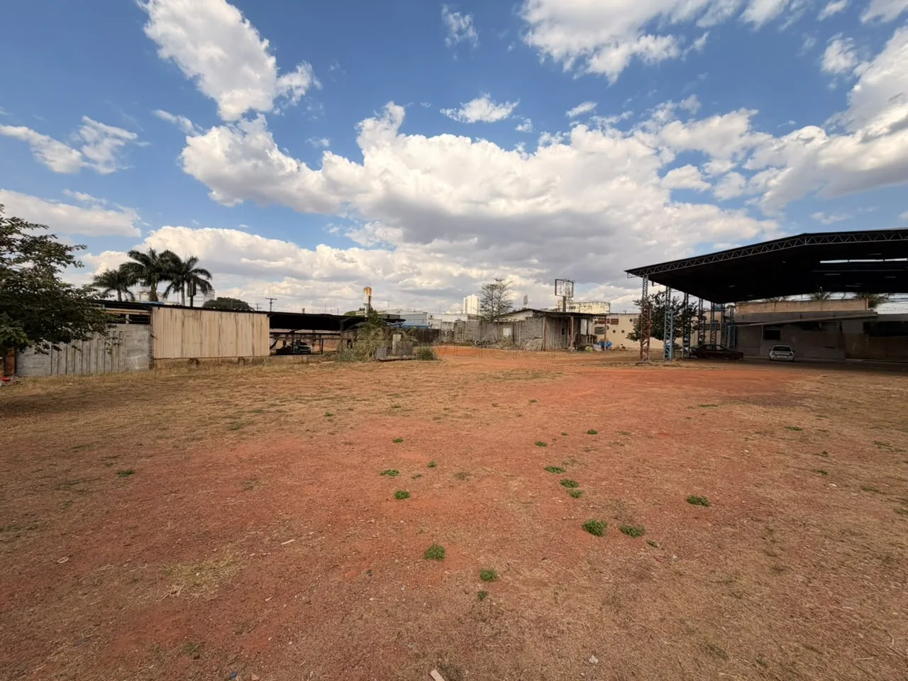 Alugar Comercial / Galp&atilde;o em Goi&acirc;nia R$ 80.000,00 - Foto 2