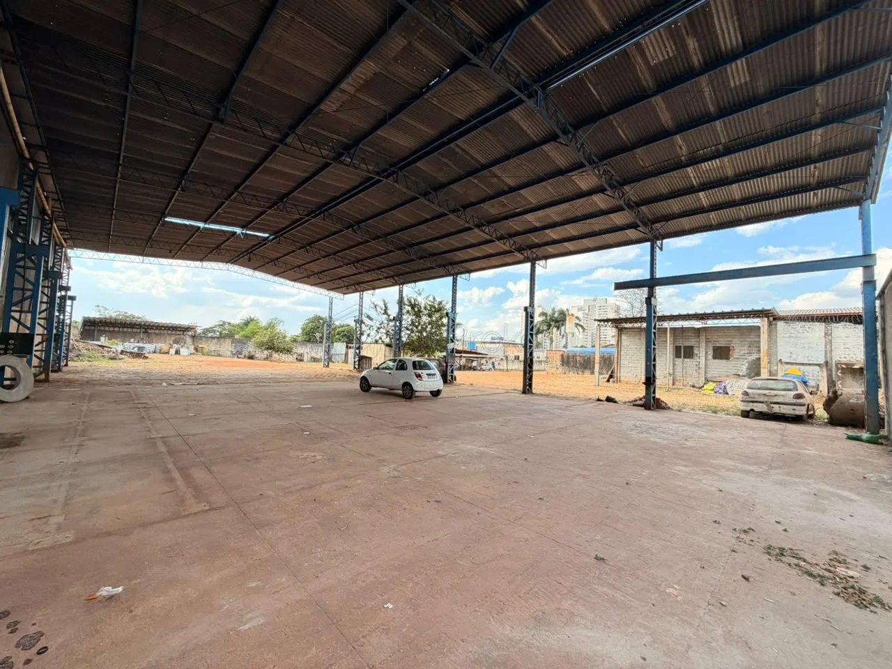 Alugar Comercial / Galp&atilde;o em Goi&acirc;nia R$ 80.000,00 - Foto 3