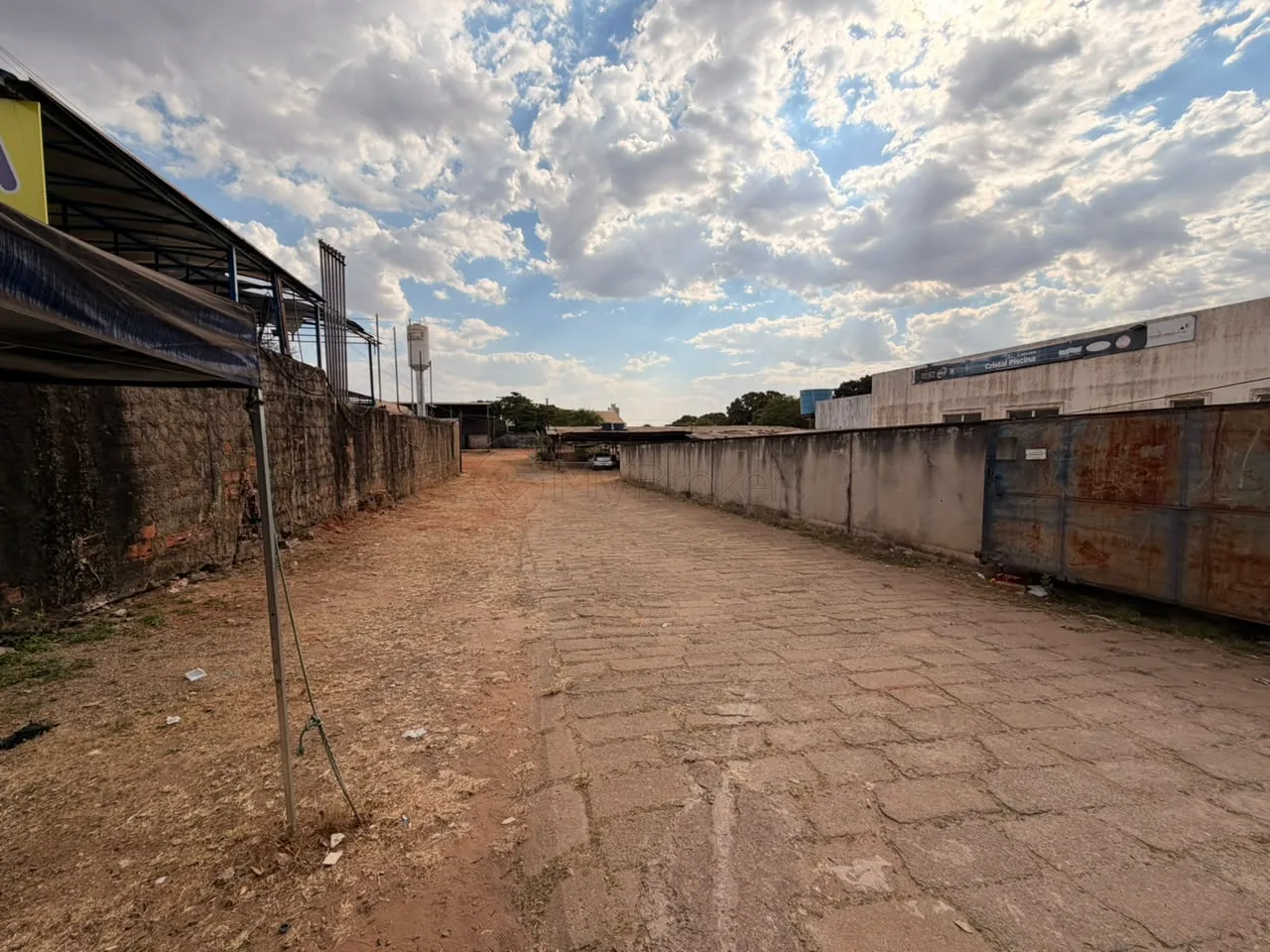 Alugar Comercial / Galp&atilde;o em Goi&acirc;nia R$ 80.000,00 - Foto 11