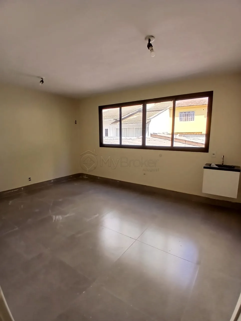 Alugar Comercial / Pr&eacute;dio em Goi&acirc;nia R$ 25.000,00 - Foto 3