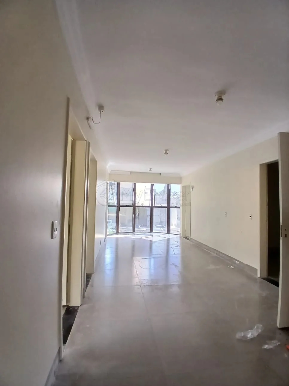 Alugar Comercial / Pr&eacute;dio em Goi&acirc;nia R$ 25.000,00 - Foto 4