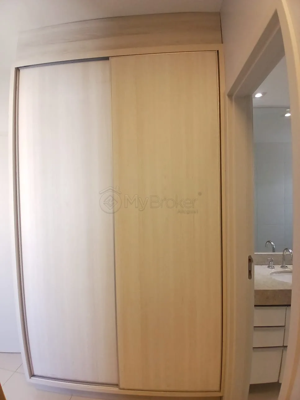 Alugar Apartamento / Padr&atilde;o em Goi&acirc;nia R$ 5.000,00 - Foto 16