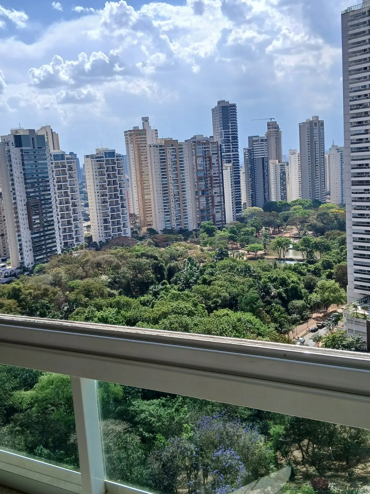Alugar Apartamento / Padr&atilde;o em Goi&acirc;nia R$ 5.000,00 - Foto 26