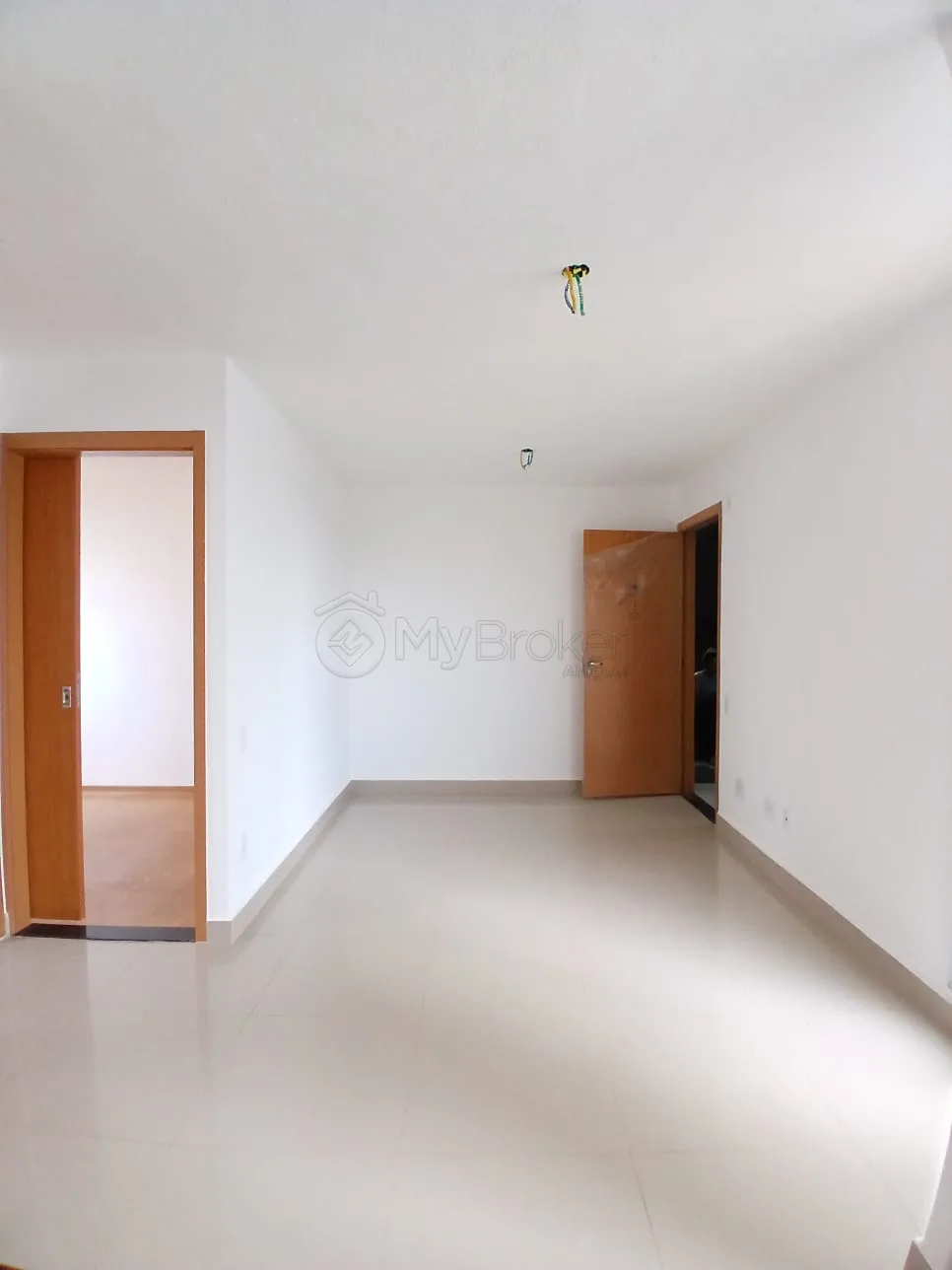 Alugar Apartamento / Padr&atilde;o em Goi&acirc;nia R$ 1.450,00 - Foto 3