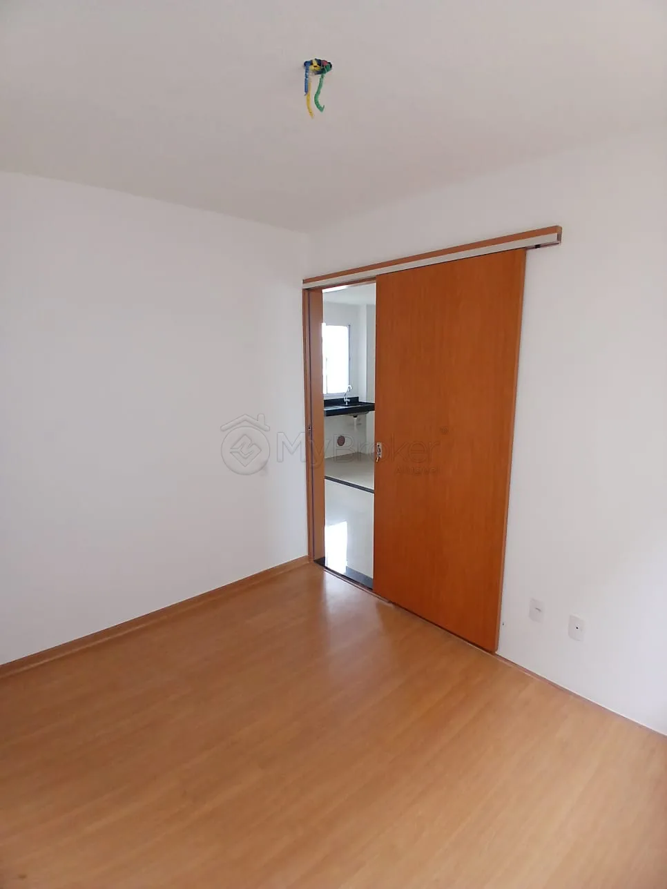 Alugar Apartamento / Padr&atilde;o em Goi&acirc;nia R$ 1.450,00 - Foto 4