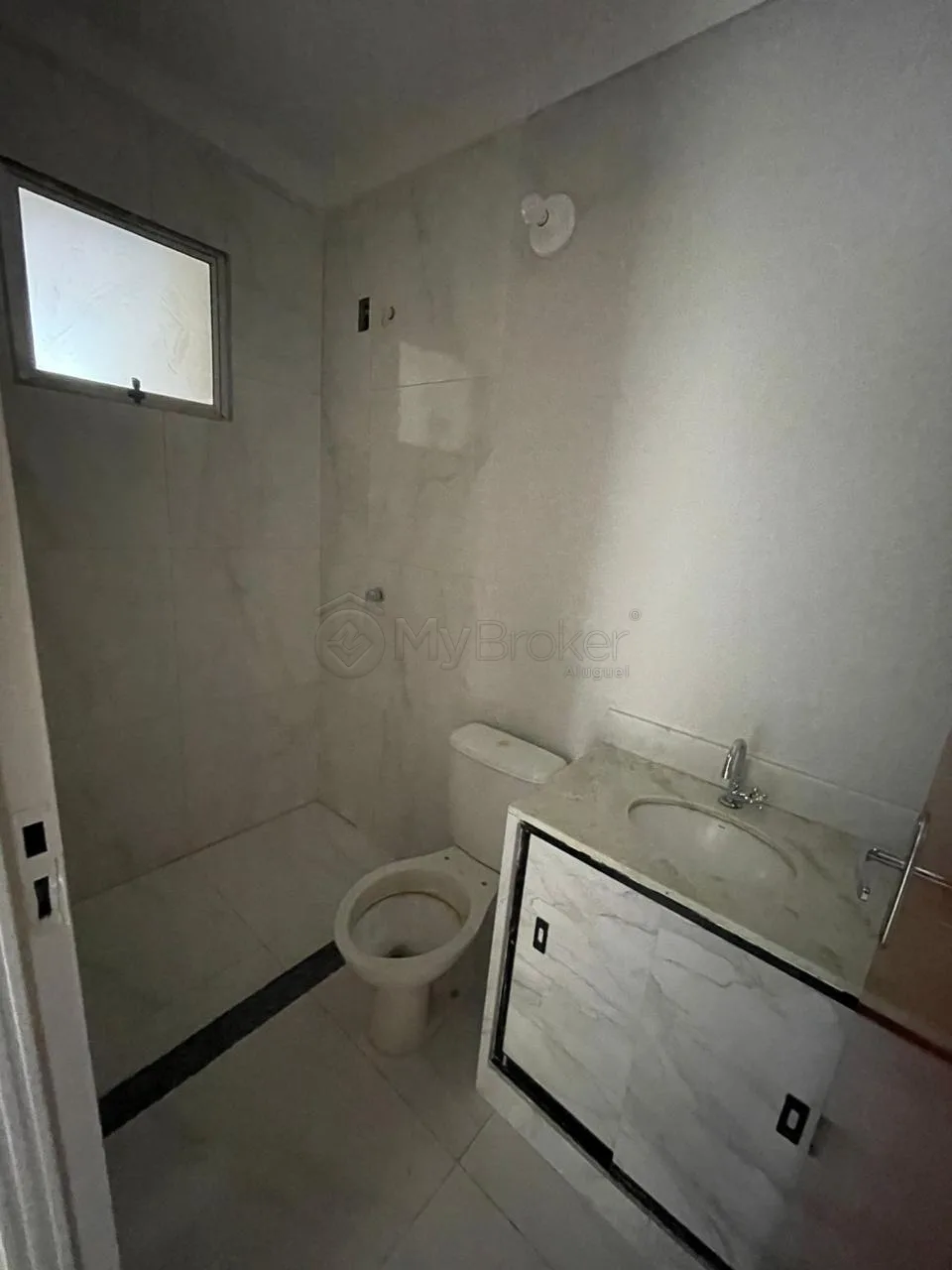 Alugar Casa / Condom&iacute;nio em Goi&acirc;nia R$ 1.699,90 - Foto 6