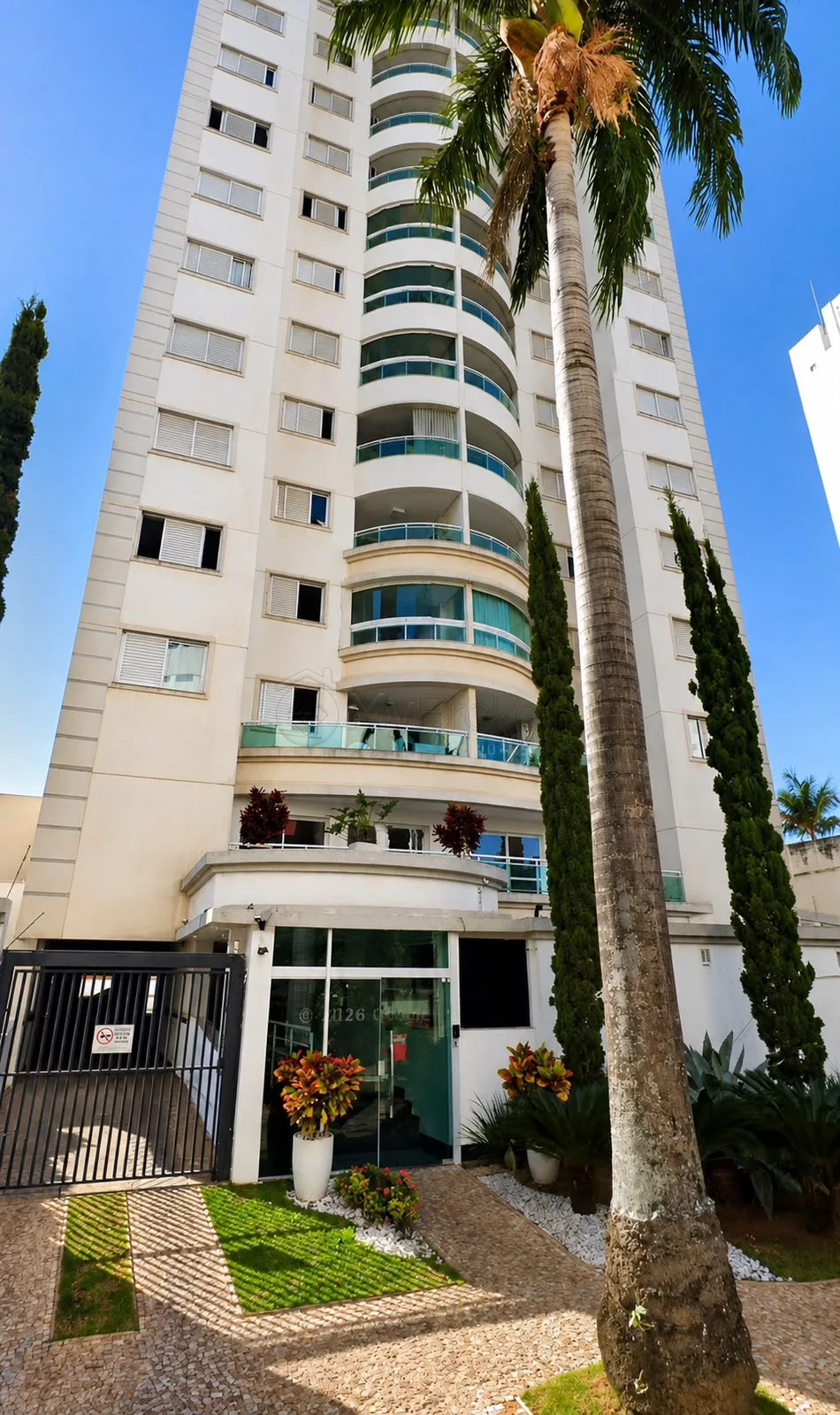 Alugar Apartamento / Padr&atilde;o em Goi&acirc;nia R$ 3.200,00 - Foto 14