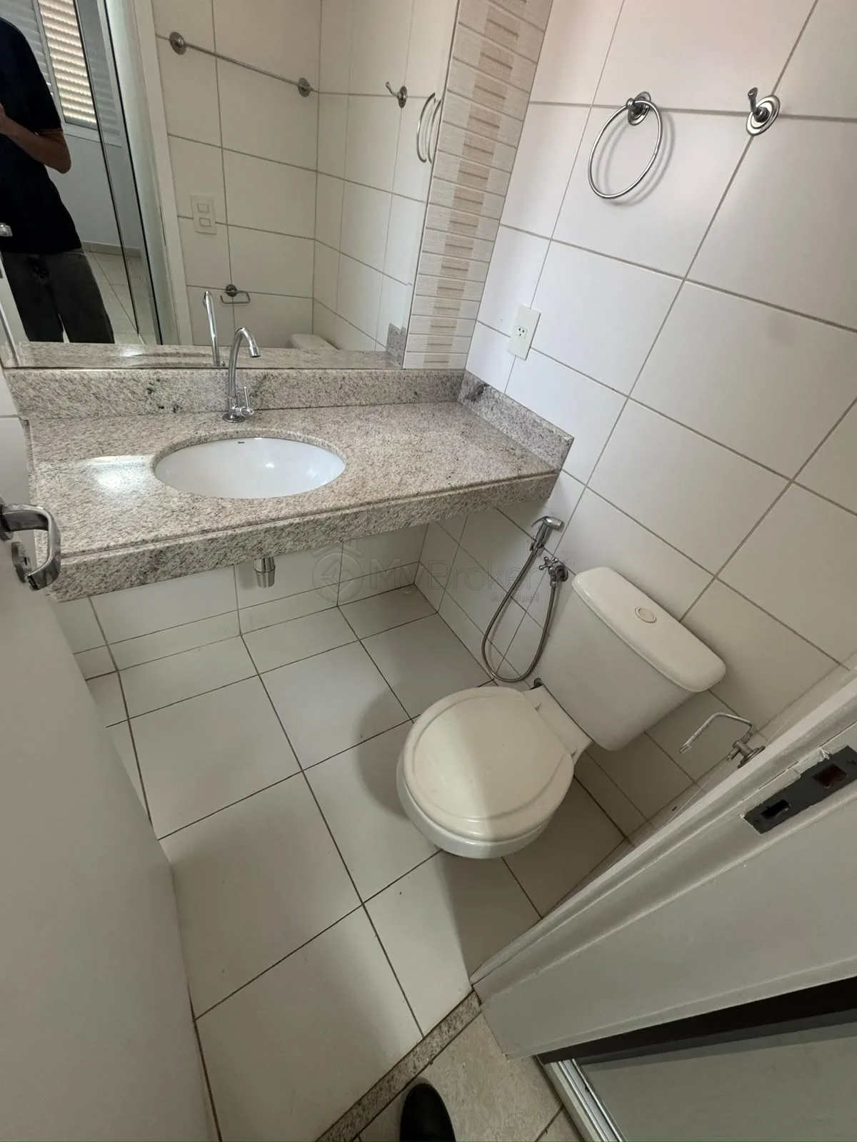 Alugar Apartamento / Padr&atilde;o em Goi&acirc;nia R$ 3.200,00 - Foto 6
