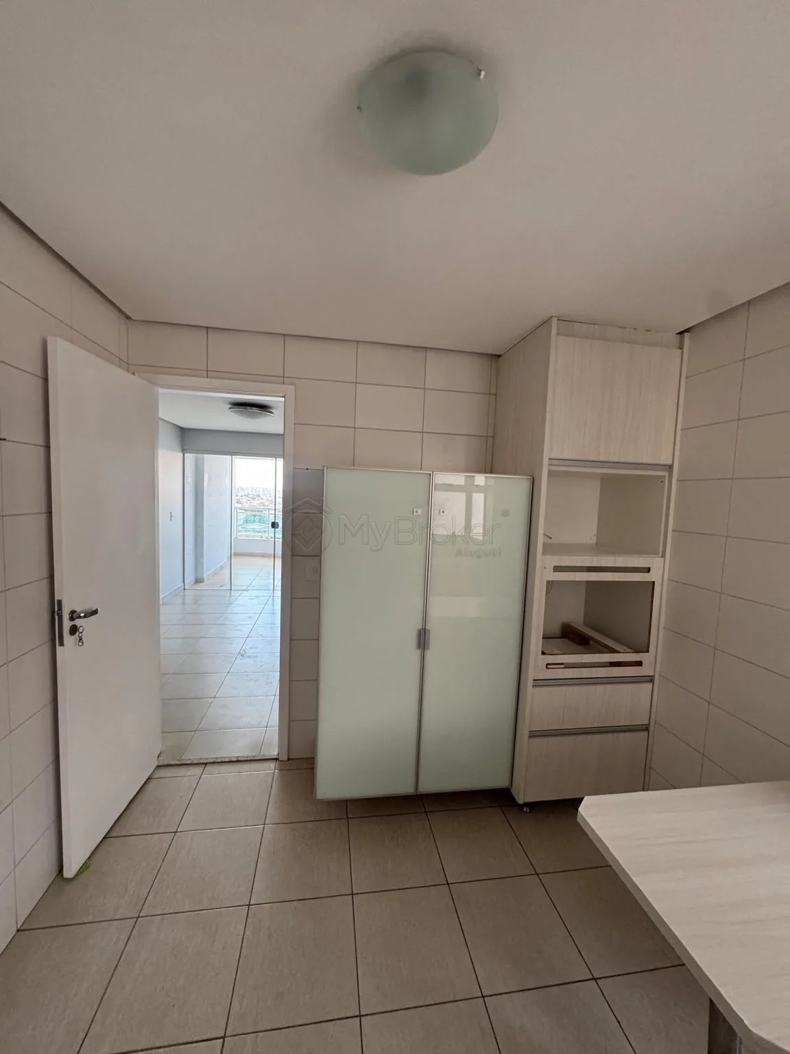 Alugar Apartamento / Padr&atilde;o em Goi&acirc;nia R$ 3.200,00 - Foto 9