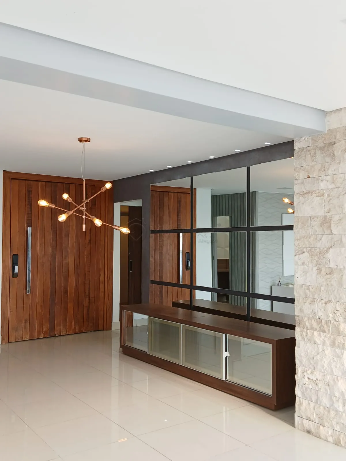 Alugar Apartamento / Padr&atilde;o em Goi&acirc;nia R$ 8.000,00 - Foto 2