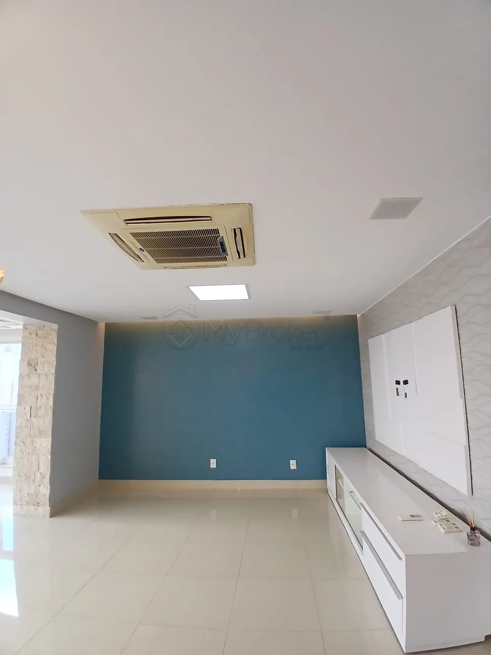 Alugar Apartamento / Padr&atilde;o em Goi&acirc;nia R$ 8.000,00 - Foto 4