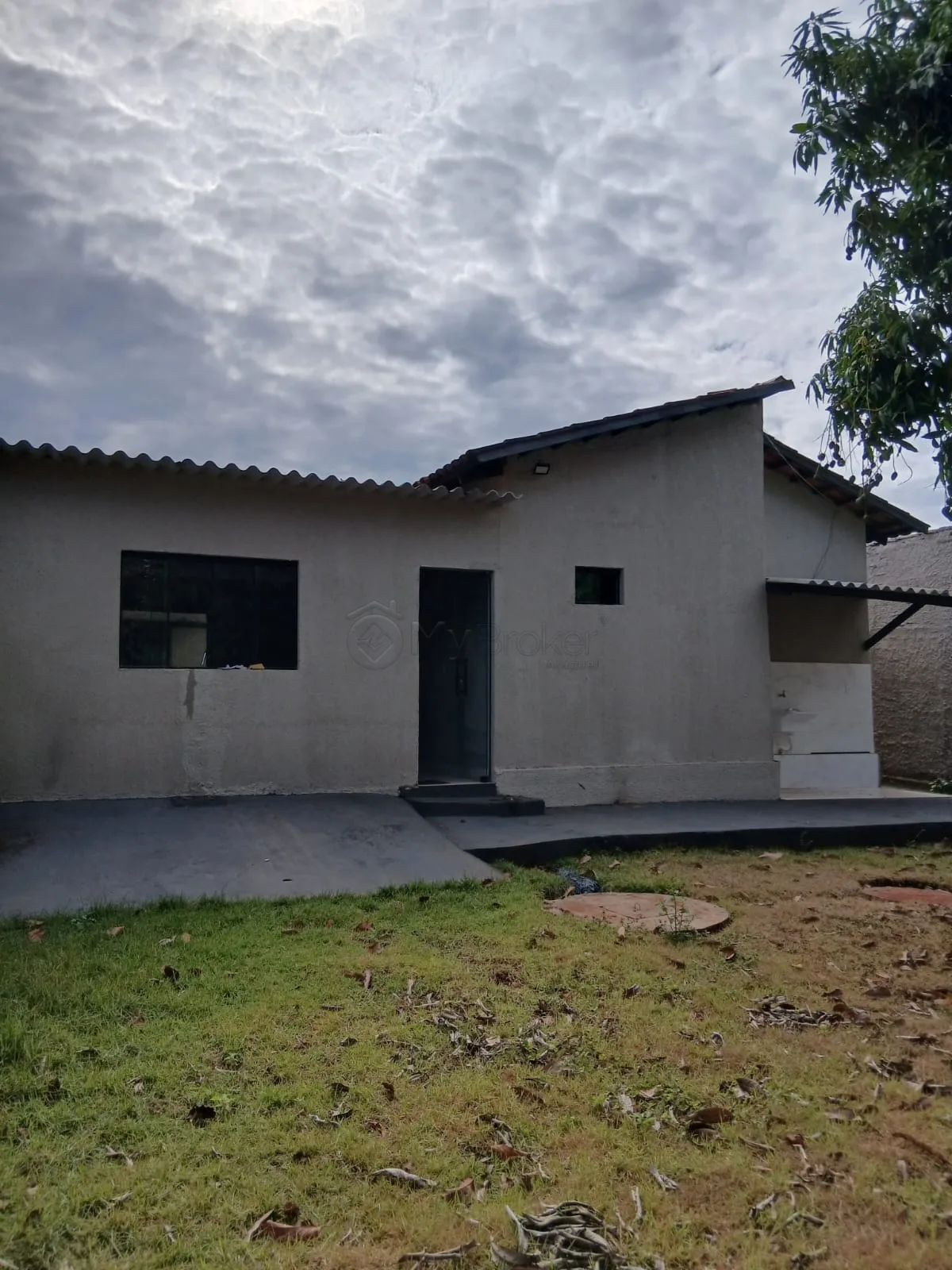 Alugar Casa / Padr&atilde;o em Goi&acirc;nia R$ 1.800,00 - Foto 16