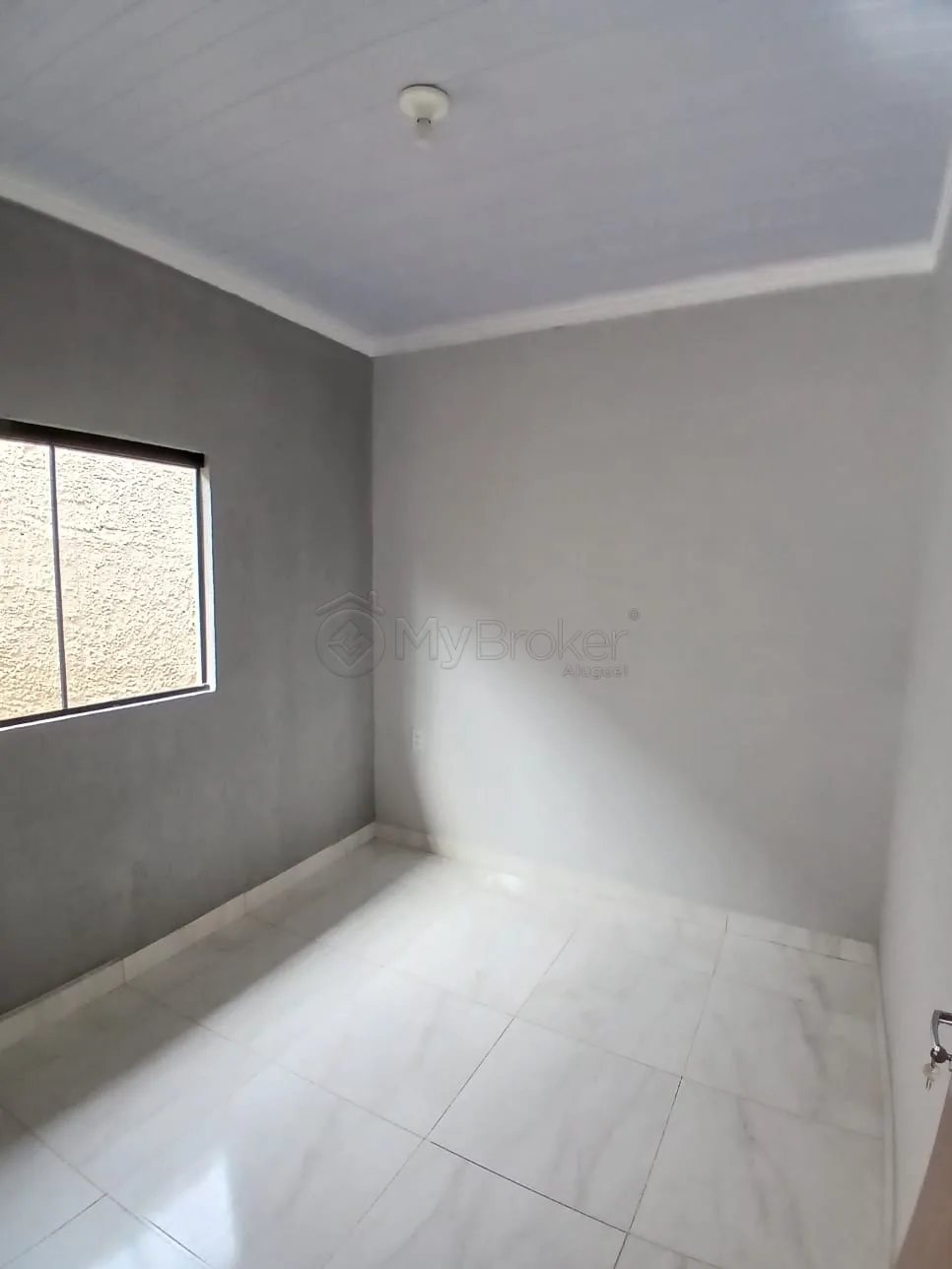 Alugar Casa / Padr&atilde;o em Goi&acirc;nia R$ 1.800,00 - Foto 13
