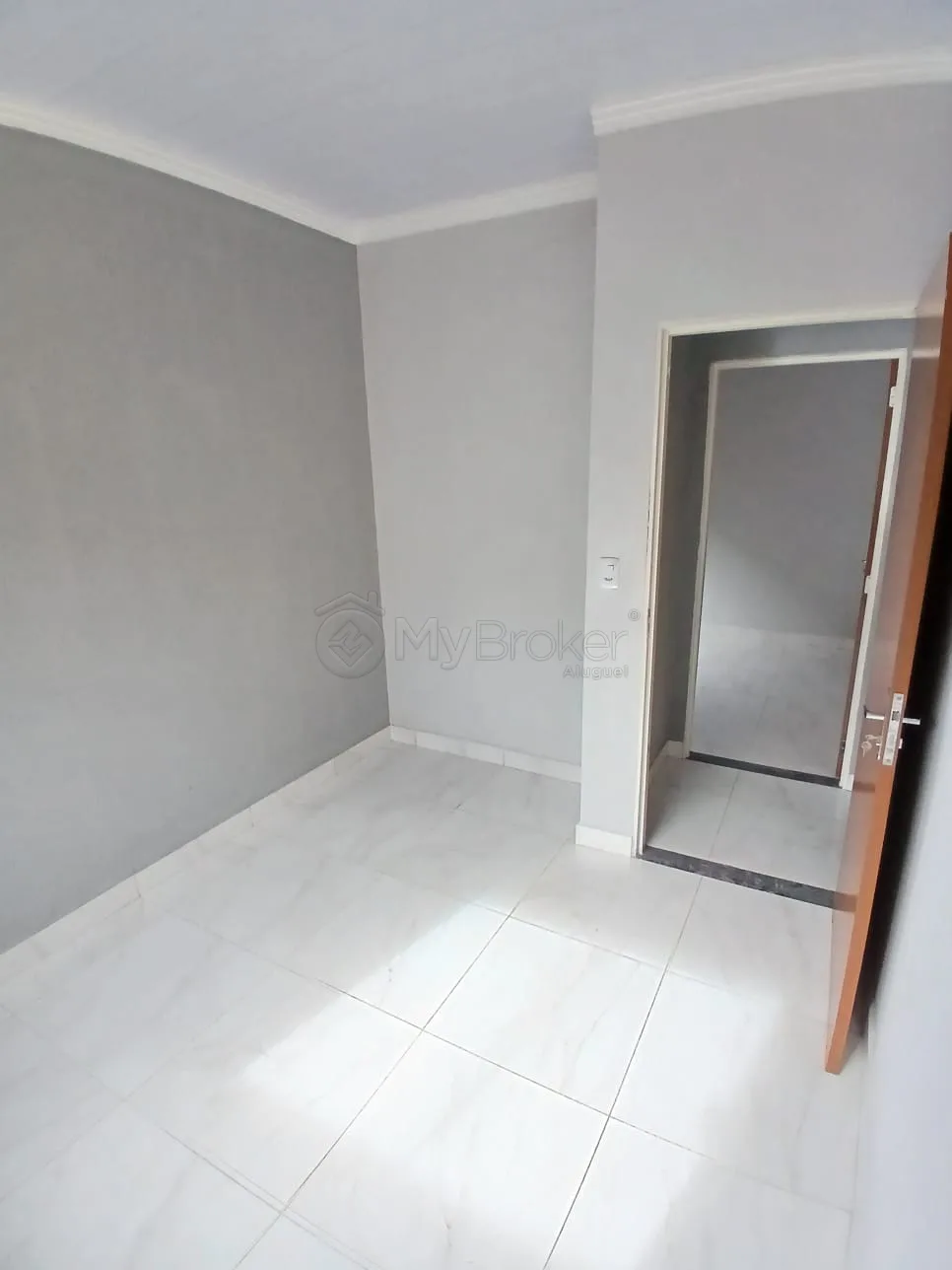 Alugar Casa / Padr&atilde;o em Goi&acirc;nia R$ 1.800,00 - Foto 14