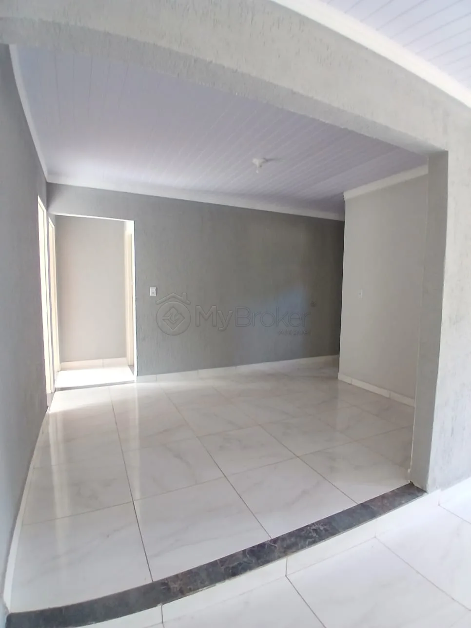 Alugar Casa / Padr&atilde;o em Goi&acirc;nia R$ 1.800,00 - Foto 10