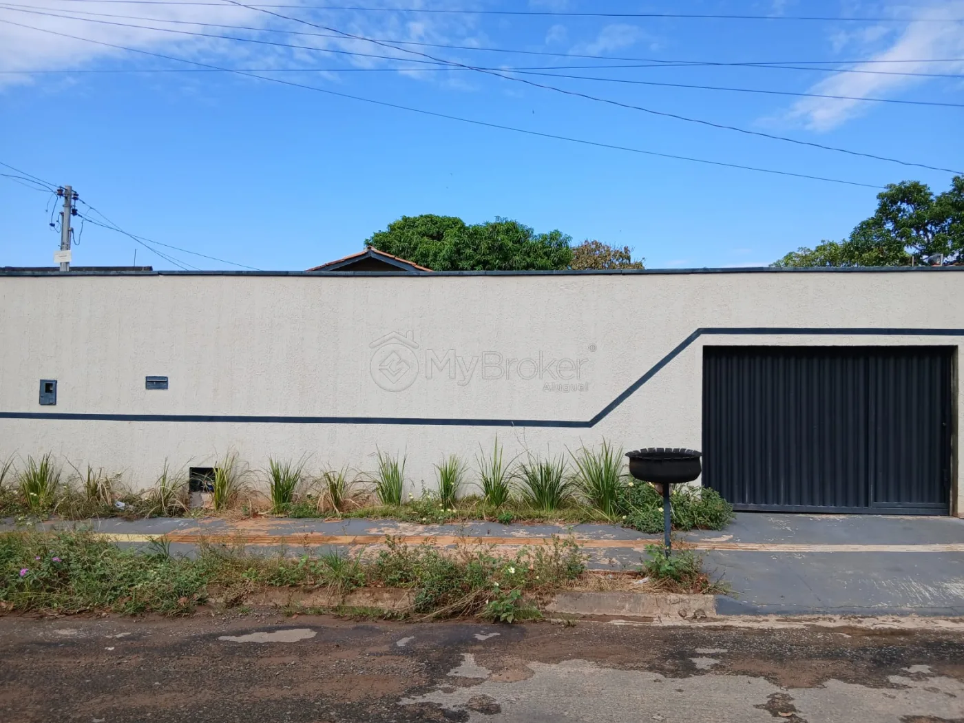 Alugar Casa / Padr&atilde;o em Goi&acirc;nia R$ 1.800,00 - Foto 24