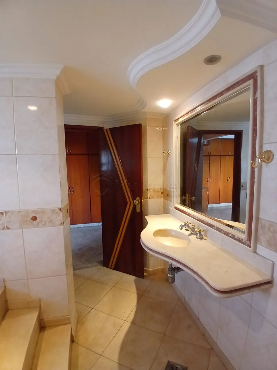 Alugar Apartamento / Padr&atilde;o em Goi&acirc;nia R$ 5.000,00 - Foto 28