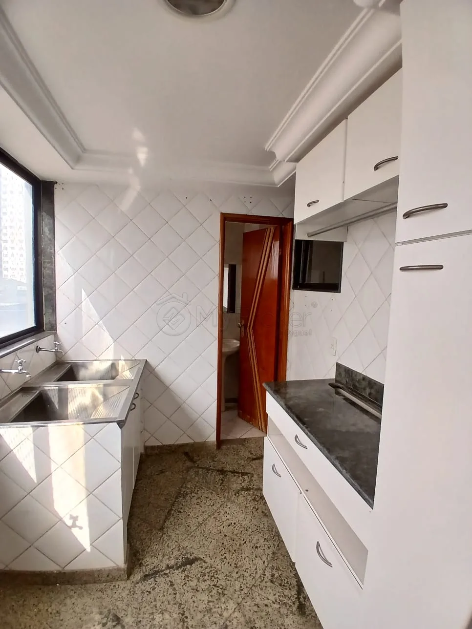 Alugar Apartamento / Padr&atilde;o em Goi&acirc;nia R$ 5.000,00 - Foto 12