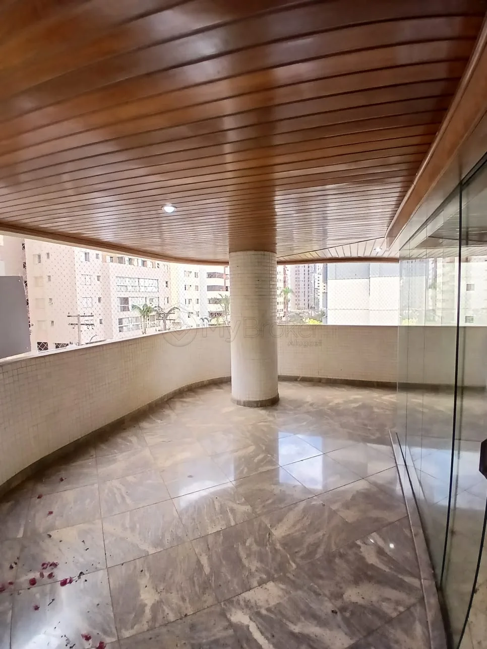 Alugar Apartamento / Padr&atilde;o em Goi&acirc;nia R$ 5.000,00 - Foto 4