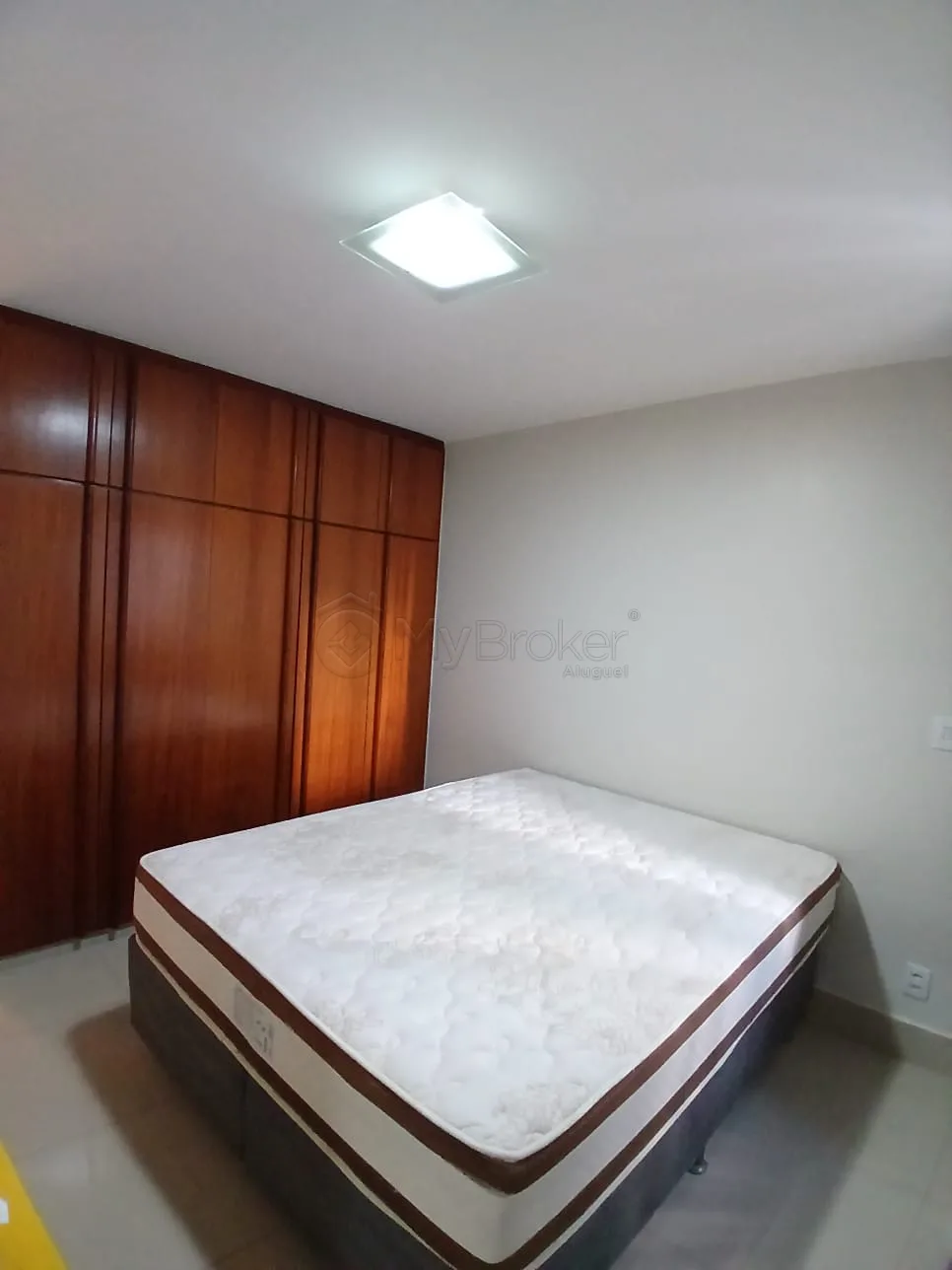 Alugar Apartamento / Padr&atilde;o em Goi&acirc;nia R$ 3.000,00 - Foto 9