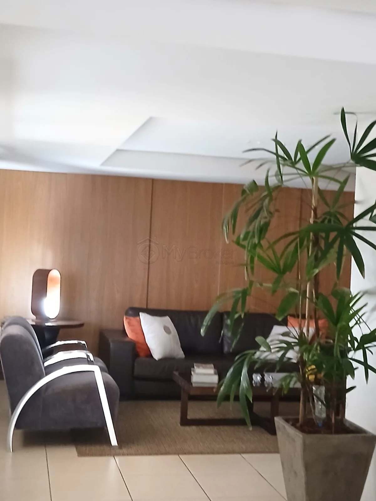 Alugar Apartamento / Padr&atilde;o em Goi&acirc;nia R$ 3.000,00 - Foto 1