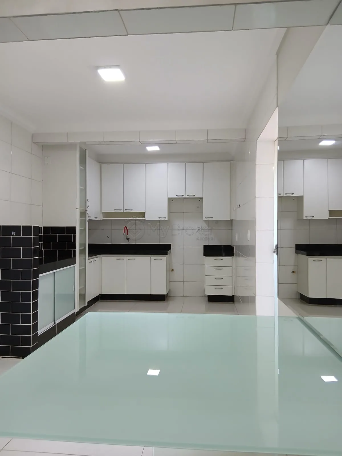 Alugar Apartamento / Padr&atilde;o em Goi&acirc;nia R$ 2.700,00 - Foto 5