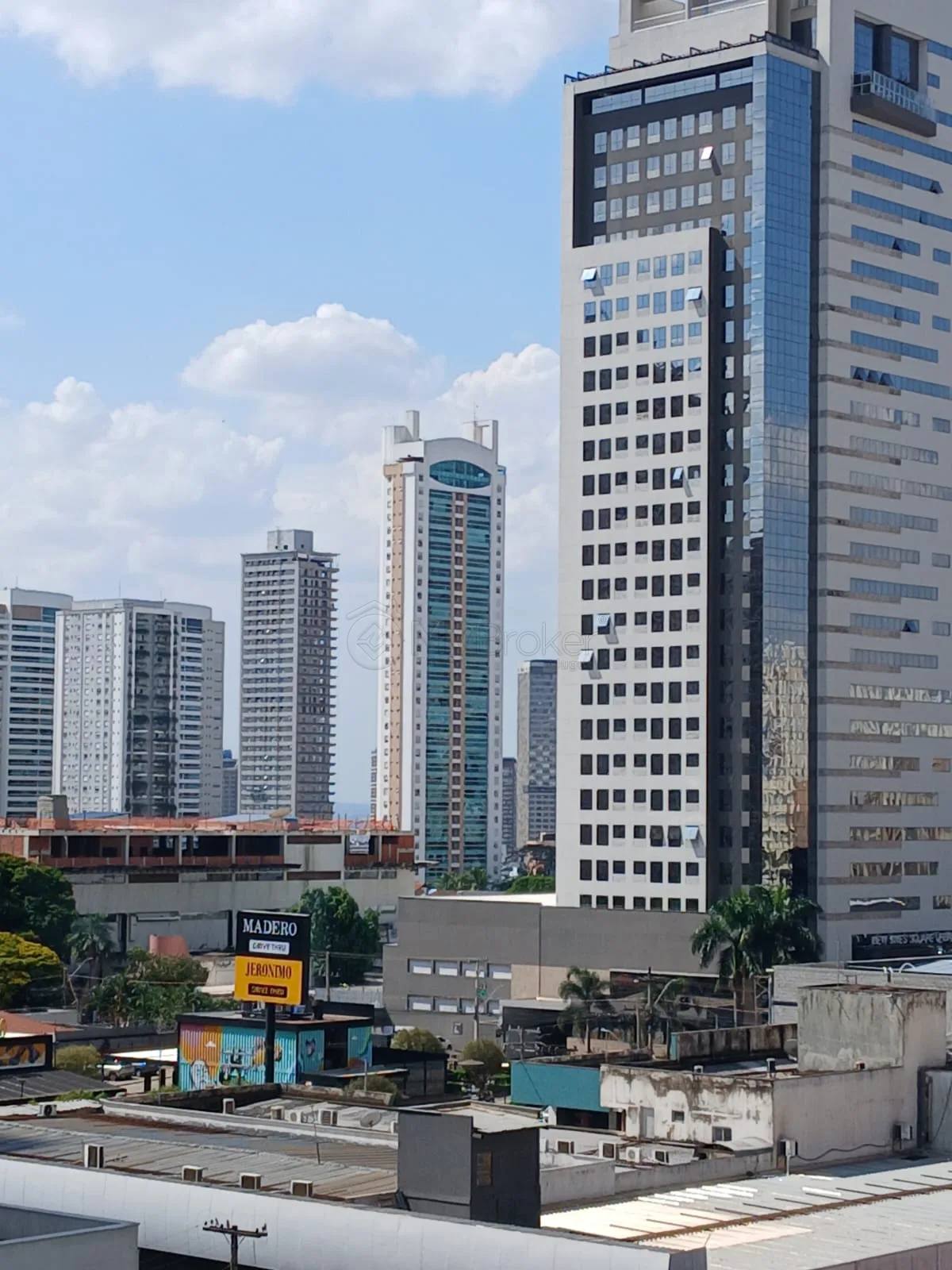 Alugar Apartamento / Padr&atilde;o em Goi&acirc;nia R$ 4.400,00 - Foto 28