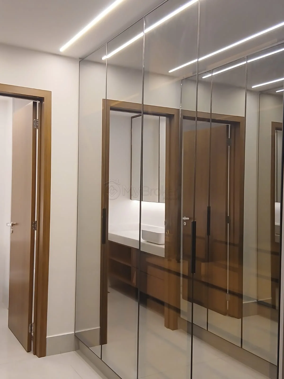 Alugar Apartamento / Padr&atilde;o em Goi&acirc;nia R$ 4.400,00 - Foto 15