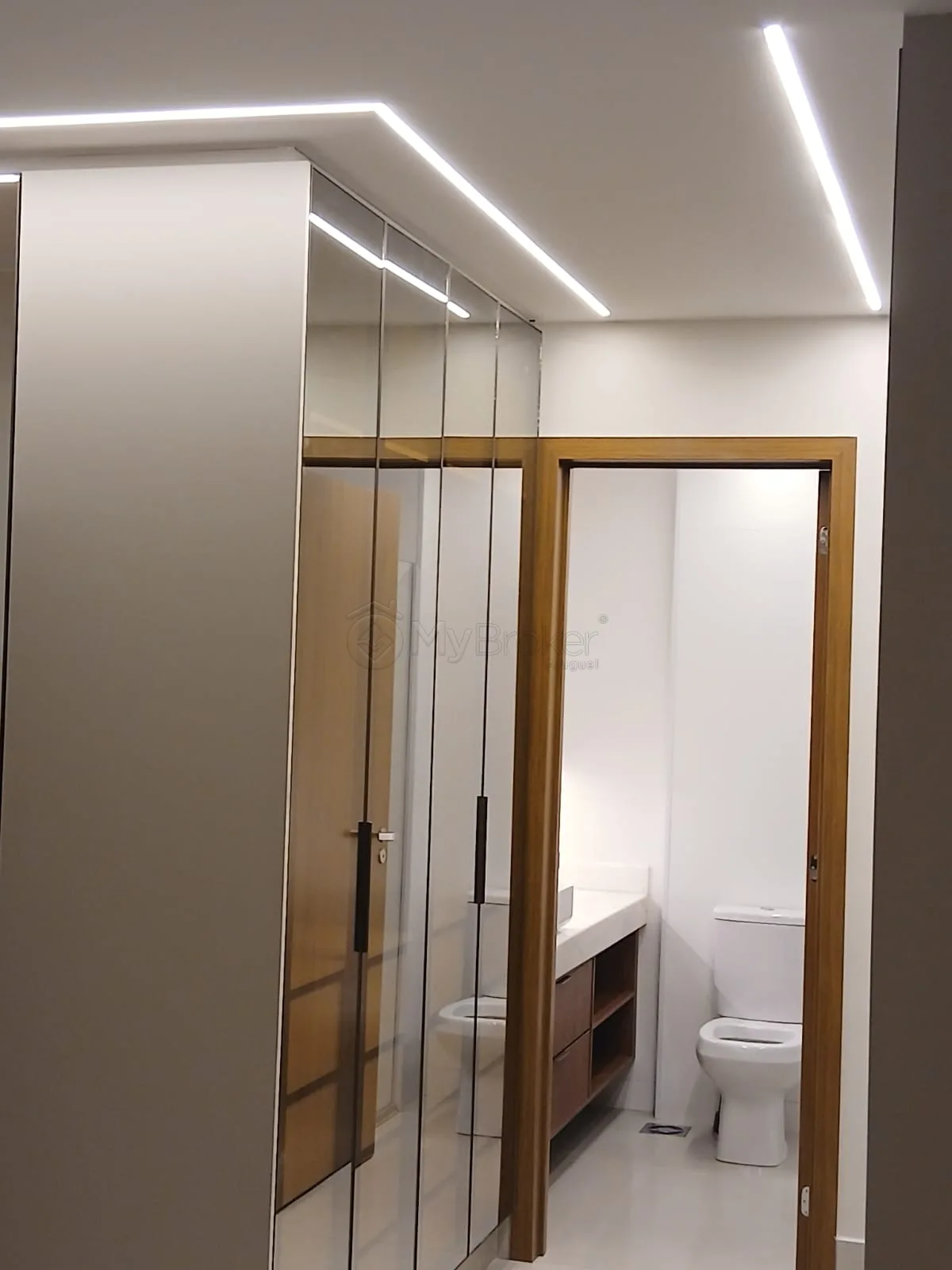 Alugar Apartamento / Padr&atilde;o em Goi&acirc;nia R$ 4.400,00 - Foto 12