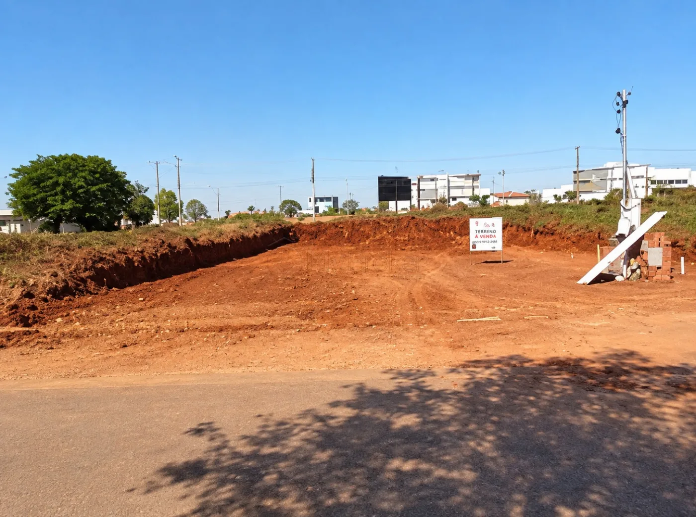Alugar Terreno / Padr&atilde;o em Goi&acirc;nia R$ 2.500,00 - Foto 2