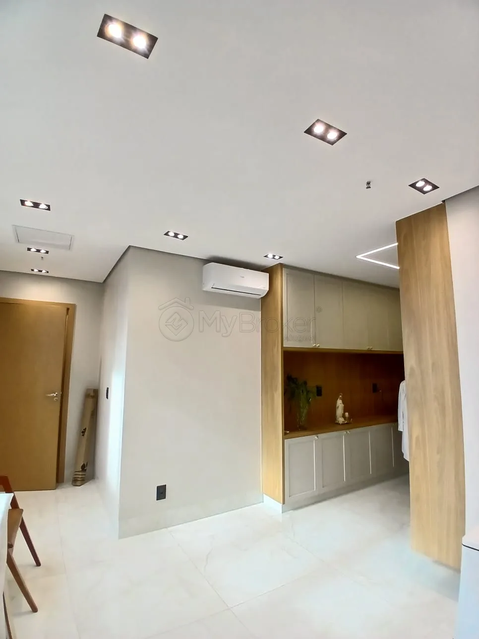 Alugar Comercial / Sala em Condom&iacute;nio em Goi&acirc;nia R$ 4.500,00 - Foto 11