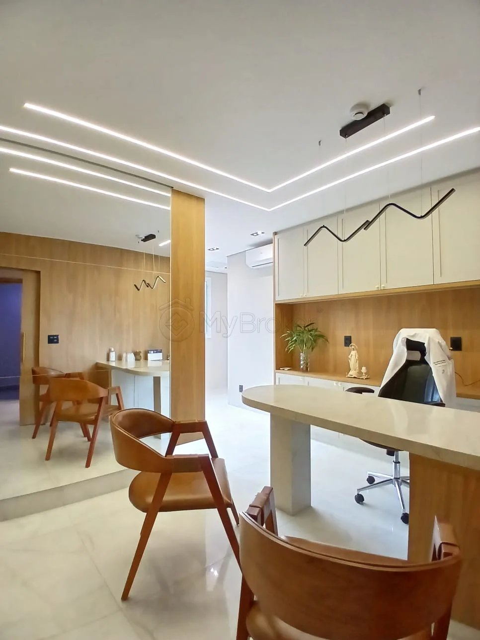 Alugar Comercial / Sala em Condom&iacute;nio em Goi&acirc;nia R$ 4.500,00 - Foto 4