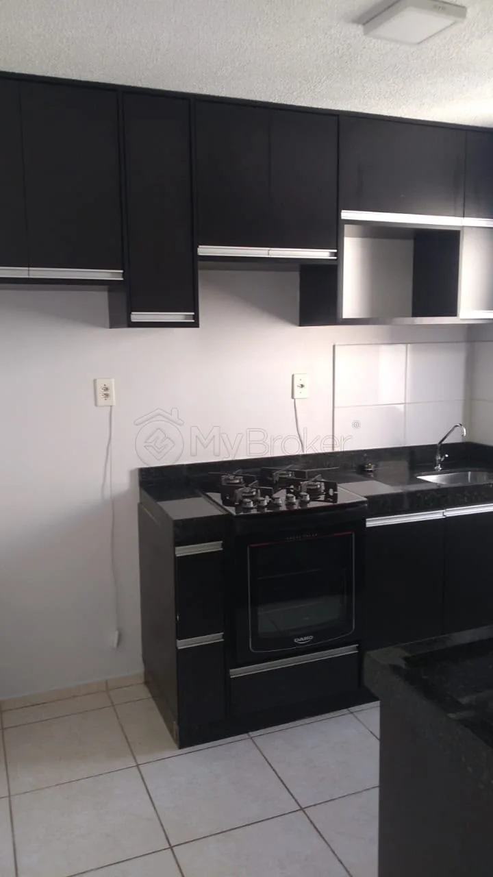 Alugar Apartamento / Padr&atilde;o em Goi&acirc;nia R$ 1.600,00 - Foto 4