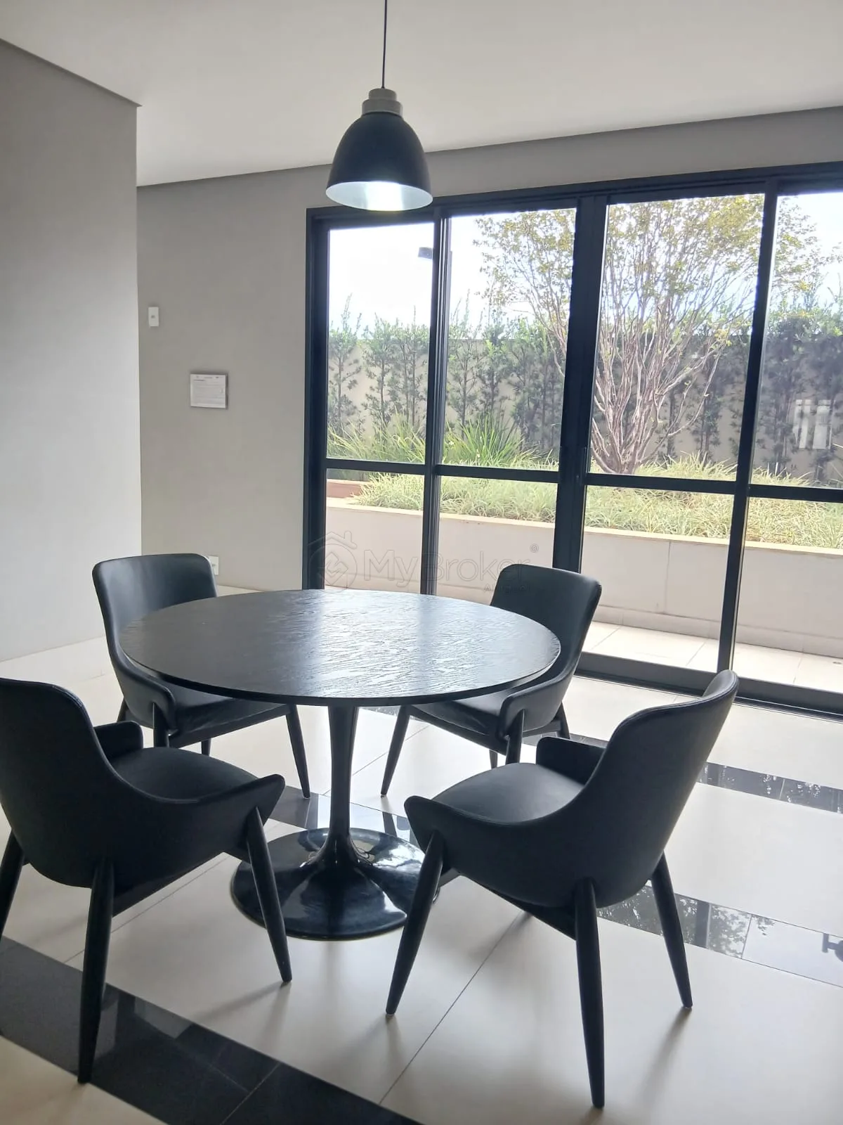 Alugar Apartamento / Padr&atilde;o em Goi&acirc;nia R$ 3.700,00 - Foto 18